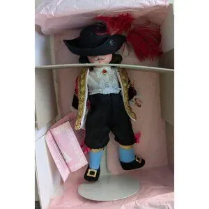 Madame Alexander Captain Hook Storyland Doll 8-Inch Copyright 1998 In Original