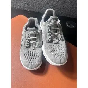 Magellan Boys Sz 13D Outdoors Tidewater 162306 Sneakers Grey