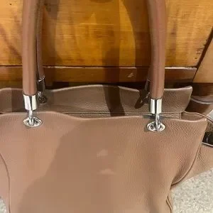 Marc Jacobs Bentley Satchel Tan Brown Tote Purse Buttery Soft Pebbled Leather