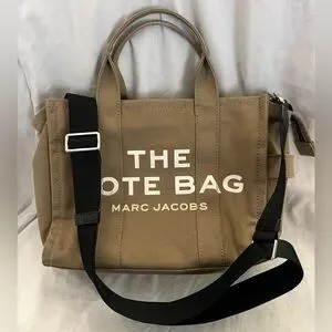 Marc Jacobs TRAVELER Canvas Logo Green Handbag $195
