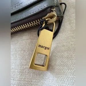 Margot Olive Green Leather Wallet Emmy Card Holder NWT