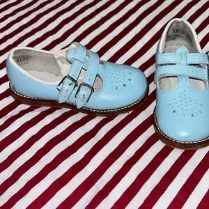 Mary Jane’s baby Powder Blue Toddler Sz 7