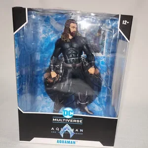 McFarlane DC Multiverse AQUAMAN WITH STEALTH SUIT 12”