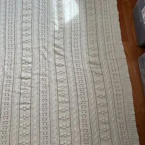 McGee & Co Cream Wool Blend Cable Knit Blanket Size 50” X 60”