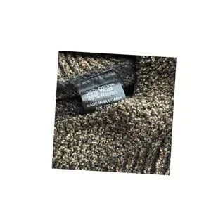 Men’s Consensus Wool Blend Very Soft Brown Sweater. Size Large