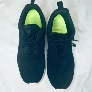 Men’s Nike Roshe One Running Shoe/Size 8.5 Neon Green Interior