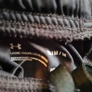 Men's Size Medium Under Armour Shorts Black And Gray