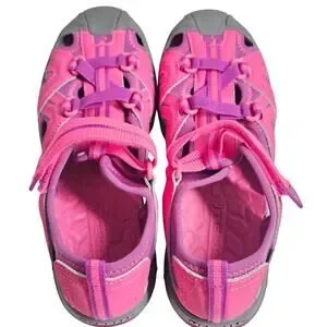 Merrell Hydro Kid's Closed Toe Camp Sandal Pink NWOT Size 4