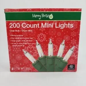 Merry Brite 200 Count Mini Lights Clear Bulb Green Wire Christmas Indoor Outdoor