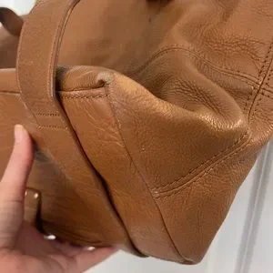 Michael Kors Large Pebbled Leather Carmel Camel Brown Shoulder Bag Hobo