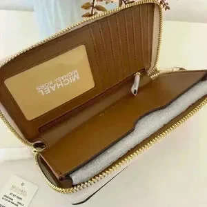 Michael Kors Wallet Phone Case Vanilla Signature New