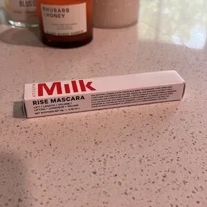 MILK MAKEUP RISE Mascara Elevate (black)