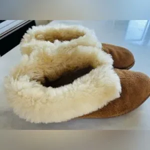 Minnetonka Ankle Booties Women Size 8