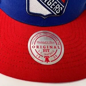 Mitchell & Ness New York Rangers NHL 2 Tone Snapback Hat