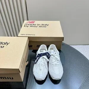 Miumiu X New Balance 530 Classic Sneake