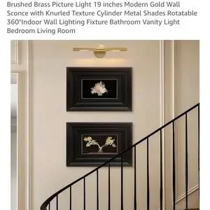 Modern Gold Wall Sconce With Knurled Texture