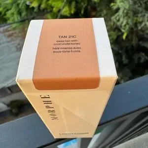 Morphe Lightform Extended Hydration Foundation - Tan 21C Deep Tan