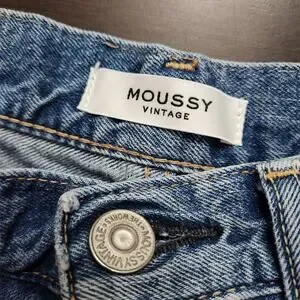 Moussy Vintage Pelion High Rise Distressed Cut-Off Denim Shorts Size 26?