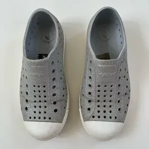 Native Shoes Little Kids Sparkly Gray Grey Jefferson Slip On Water Shoes Size 13
