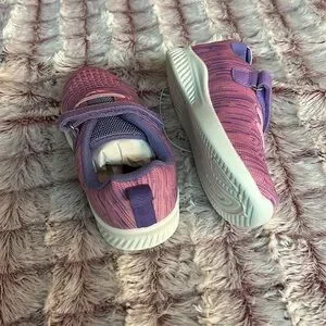 Nerteo Girls Sneakers Size 11