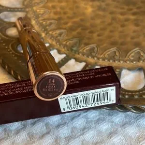 NEW $33 Charlotte Tilbury Magic Away Liquid Concealer #14 Deep