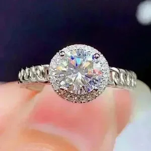 New 925 Silver Sim. Diamond Ring