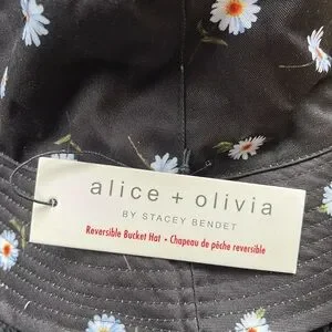 NEW Alice + Olivia Reversible Bucket Hat