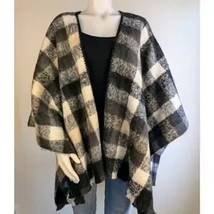 NEW Ana "Black Buffalo" Black Gray White Check Fuzzy Thick Wrap Shawl Cape OS