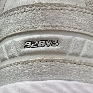 NEW BALANCE - STYLE #918V3 - WALKING / RUNNING ATHLETIC SHOES - CRISP WHITE - S7
