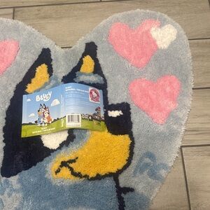 New Bluey Heart Shaped Blue Shag Bath Rug Bath Mat 27" X 27" With Tag