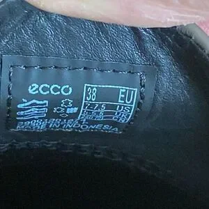 NEW Ecco “Modtray” Penny loafer
