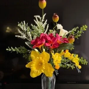 NEW Faux Floral Arrangement