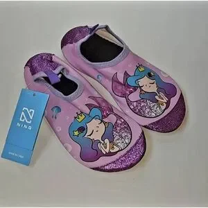 NEW IN PACKAGE NING TODDLER WATER SHOES