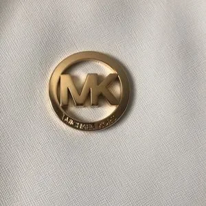 New MICHAEL Michael Kors White Leather Jet Set Travel Tote