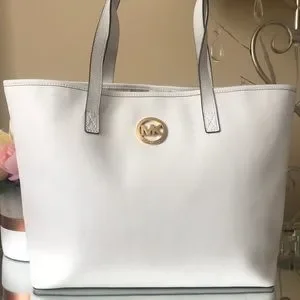 New MICHAEL Michael Kors White Leather Jet Set Travel Tote
