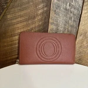 New Orton Brown Pebbled Leather Zip Around Wallet With Embossed Logo 16 Card