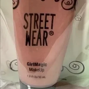 NEW Revlon Street Wear Girl Magic Make-Up LOVEGLAM Magical Glow Face Cheeks Eyes