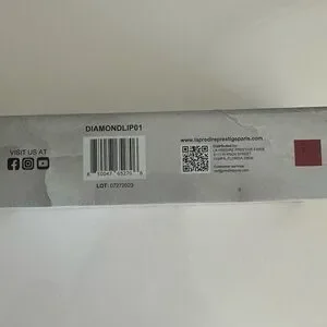 New Sealed Smiling Hibiscus Lipstick -Light Red Matte Lipstick 