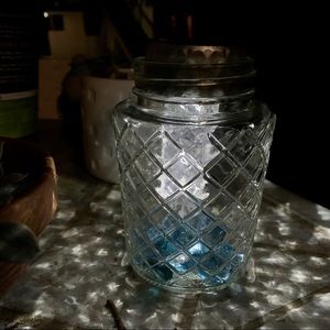 NEW Solar Light Lantern-outdoor Garden Accent BLUE
