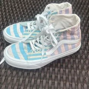 New Vans Sk8 Hi Top Skate Shoe Women 6.5 Pastel Stripes Multicolor