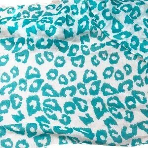 New With Tag Women’s Charming Charlie Teal Cheetah Print Wrap Scarf