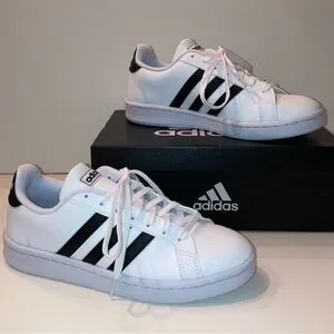 NIB Adidas Grand Court Tennis Shoes White Black Sporty Prep Designer Sneakers 7