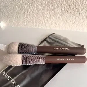 NIB Beauty For Real Complexion & Powder Brushes