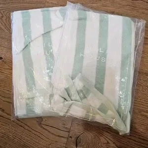 NIB Hill House Sankaty Hand Towels (2)