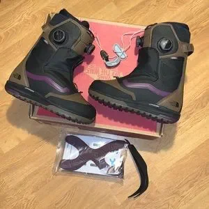NIB The North Face X Vans - Verse Snowboard Boots