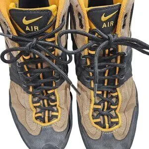 Nike Air ACG Sneakers