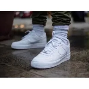 Nike Air Force 1 '07 Low Top Sneakers Triple White Men's 315122-111 Size 12