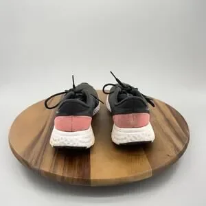 Nike Women's Revolution 5 Running Shoes Size 6 Black/Pink BQ3207-011