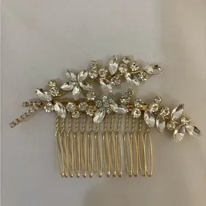 NWOT Azazie Elegant Gold and Rhinestone Floral Hair Comb