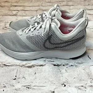 NWOT Nike Women’s Zoom Strike Vast Grey Sz 6.5